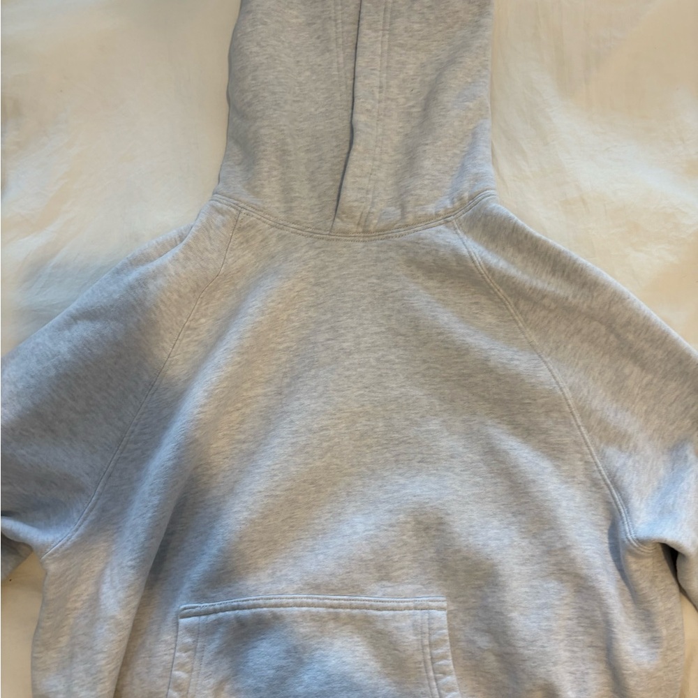 Aritzia Light Grey Women’s Pullover Hoodie